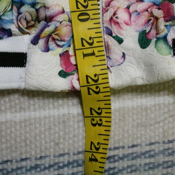 NWT Lucca Couture Floral Baseball Bomber Jacket - Picture 7 of 8